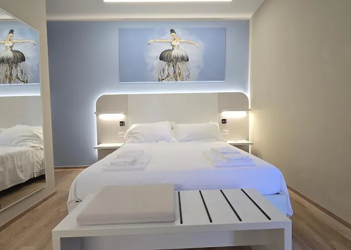 Vespucci - - Affittacamere 4*